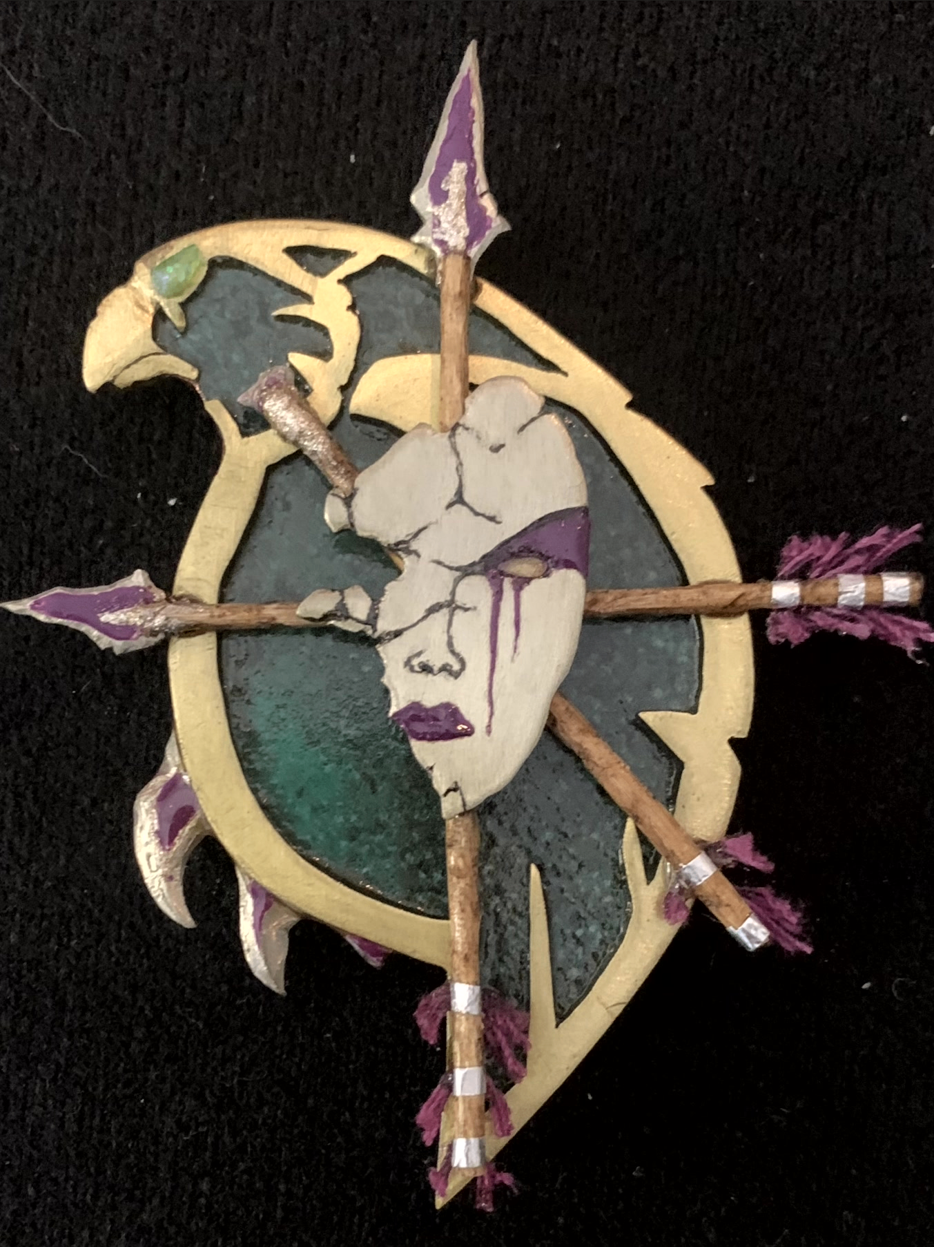 Forsaken Crest Curio